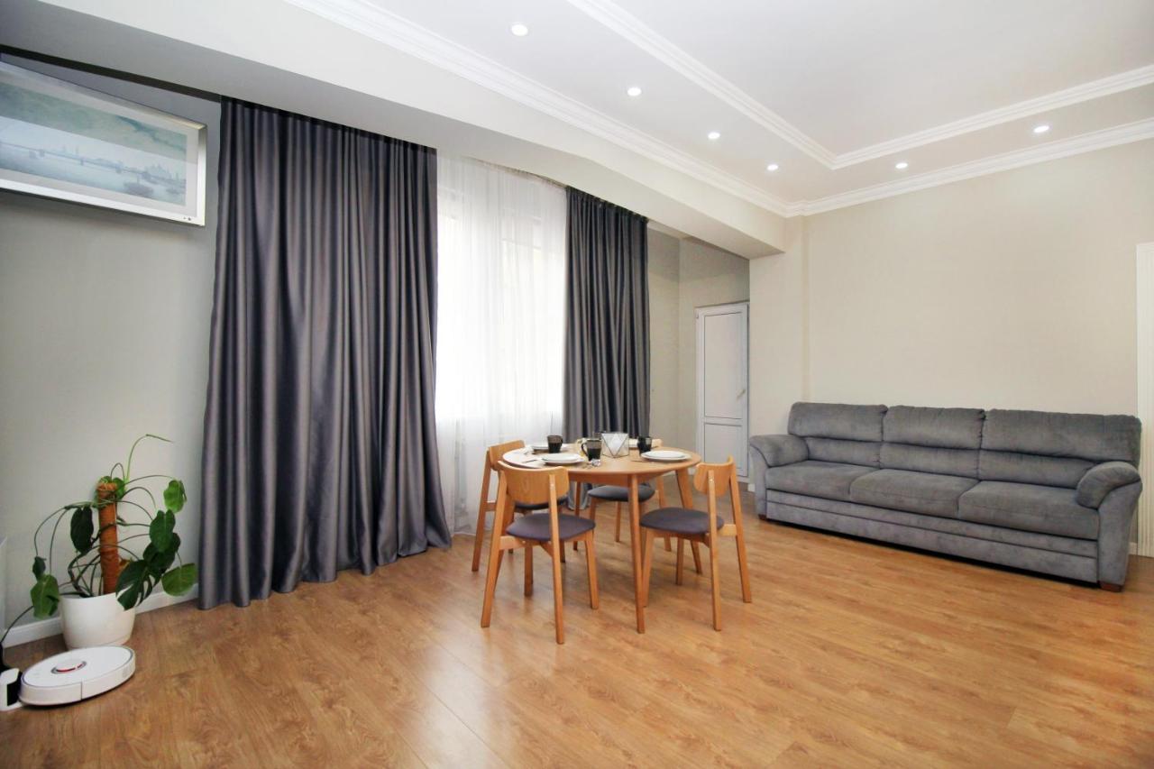 Perfect Spacious Apartment 356 Almatý Exterior foto